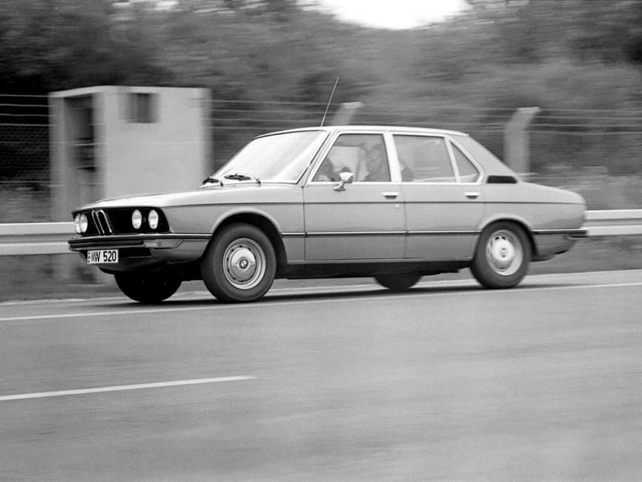  BMW 520 Sedan 1972 года  (фото 15 из 20)